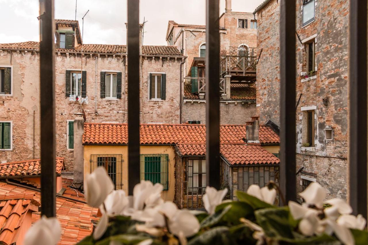 Ferienwohnung Doge'S Pantheon & St.Mark School In Hidden Venedig Exterior foto